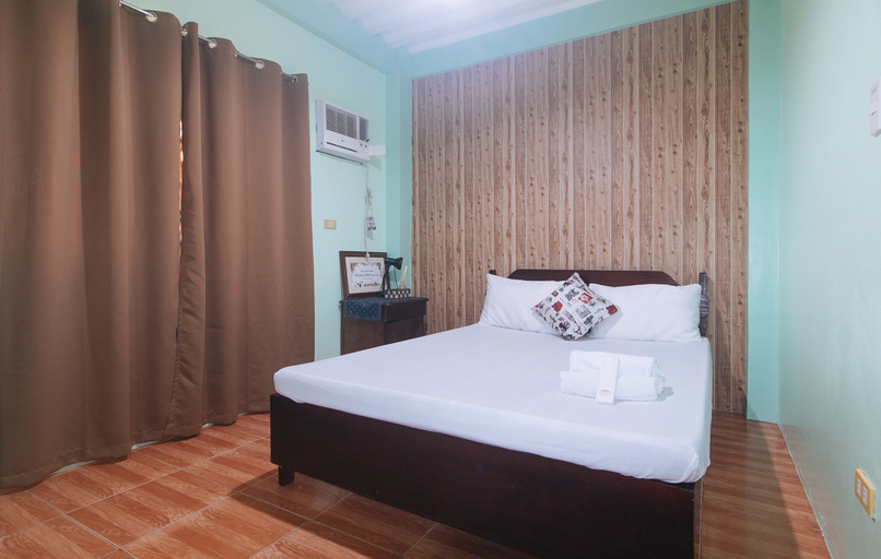 En Gedi Beach Resort by RedDoorz, Iba