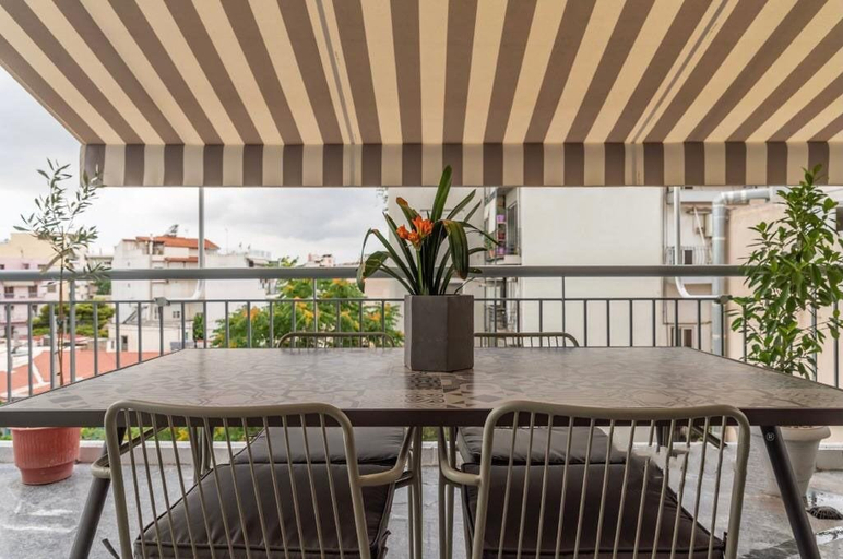Others 4, Artistic apt in Gazi with terrace by GHH, Attica