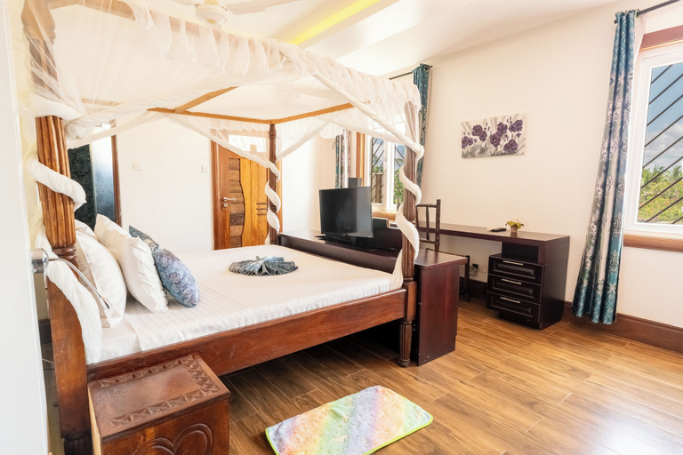 Bedroom 3, Queens Chateau Boutique Villa, Msambweni