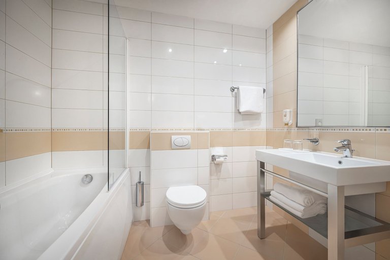 Bathroom 4, Maistra Select Belvedere Resort, Vrsar