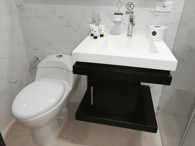 Bathroom 5, Hotel Andinos Plaza Florencia, Florencia