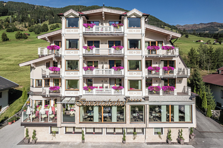 Exterior & Views 2, Wohlfühlhotel Innertalerhof, Schwaz