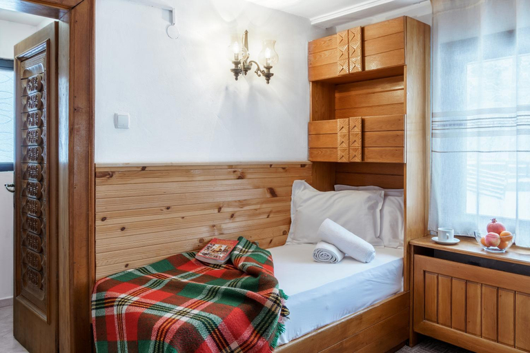 Bedroom 2, Guest house Ivanca Boncheva, Gabrovo