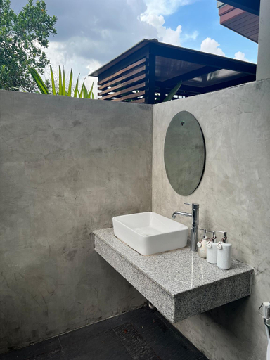 Bathroom 5, The Thonglor Retreat, Wattana