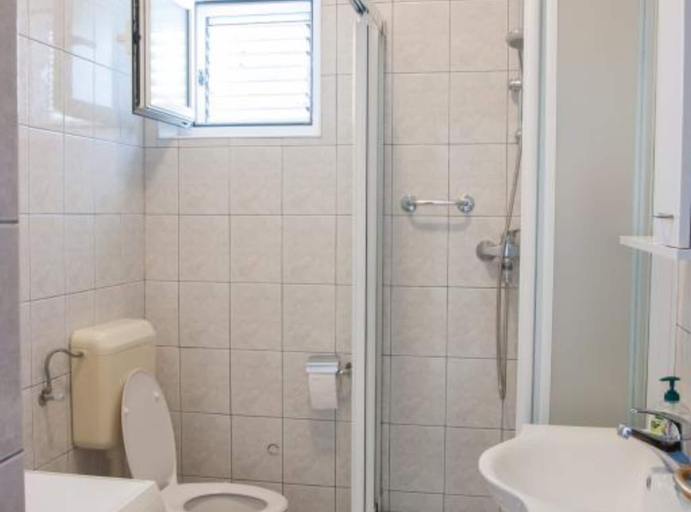 Bathroom 4, Apartments Ruzarija, Marina