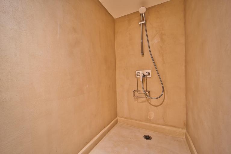 Bathroom 4, La Cabane du Boumian, Bouches-du-Rhône