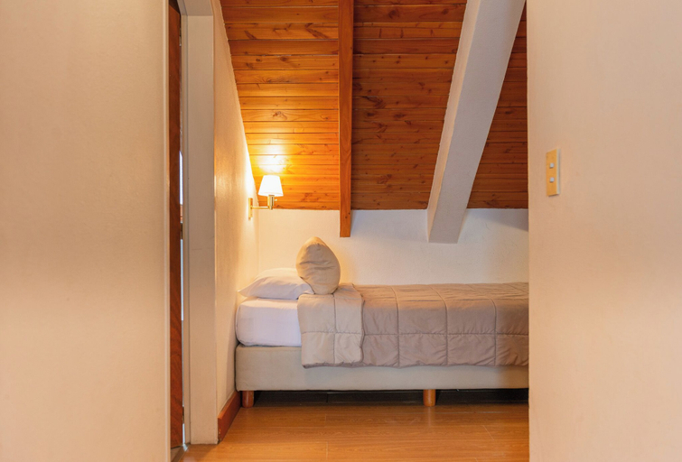 Bedroom 2, Apart del Lago, Bariloche