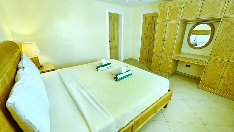 Others 2, Leo's Private Resort Apartment, Malay