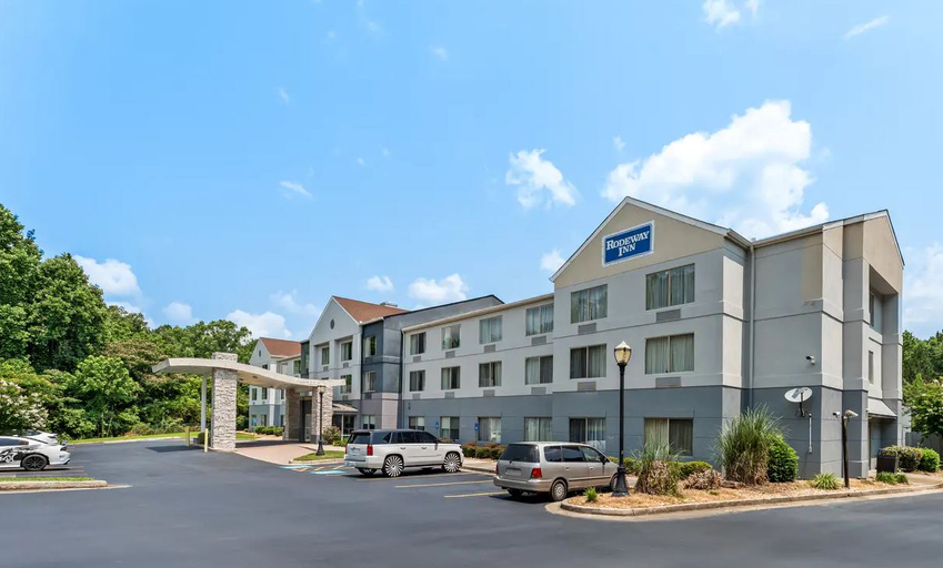 Exterior & Views 2, Spark by Hilton Macon North, Bibb