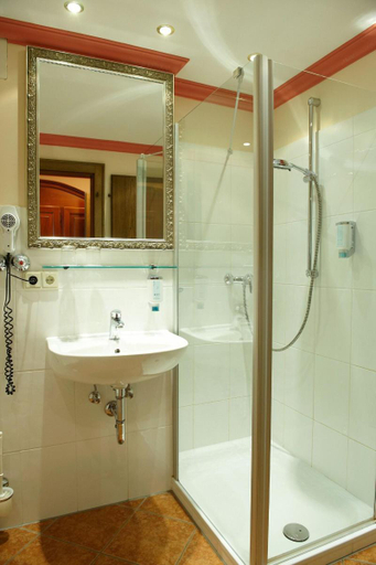Bathroom 5, Hotel Gasthof Huber, Ebersberg