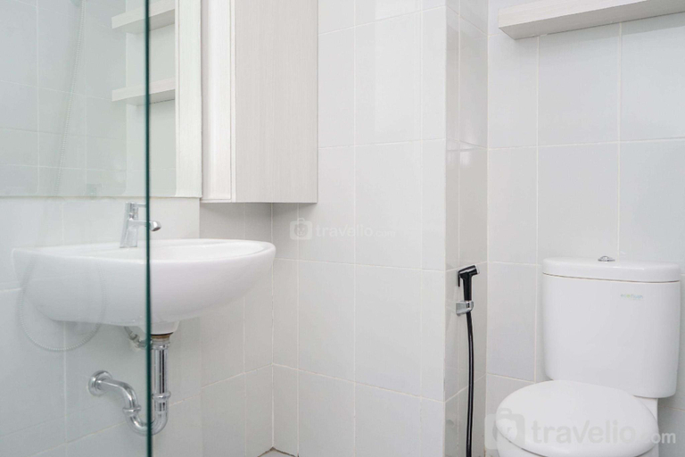 Others 3, Comfortable 1BR at Casa de Parco Apt By Travelio, Tangerang