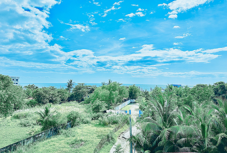 Others 3, En Gedi Beach Resort by RedDoorz, Iba