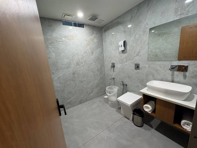 Others 5, Hotel Madhukta Inn, Gir Somnath