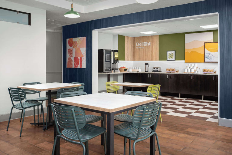 Food & Drinks 4, Spark by Hilton Tampa Brandon, Hillsborough