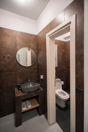 Bathroom 3, Uranides Luxury Suites, South Aegean