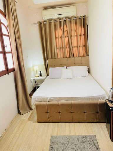 Others 3, The King Narmar Hotel, Al-Ahram