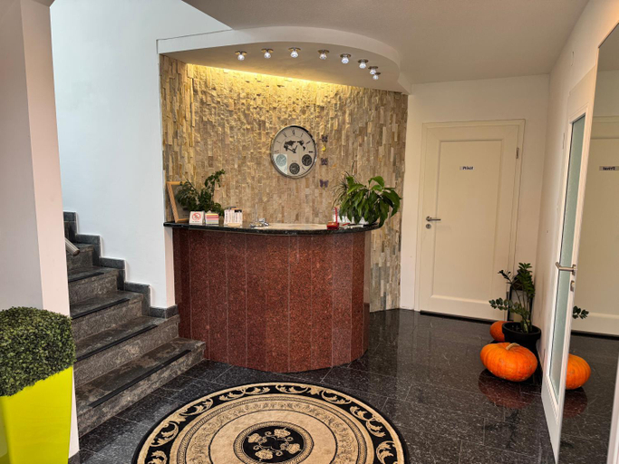 Public Area 1, Hotel Hildesheimer Hof, Hildesheim