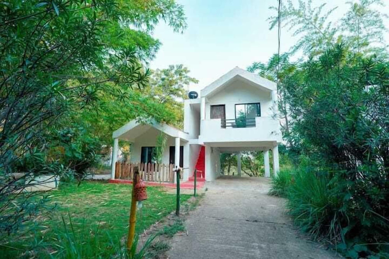 Exterior & Views 2, The Jungle Woods Resort, Seoni