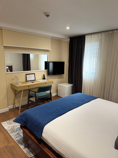 Bedroom 9
