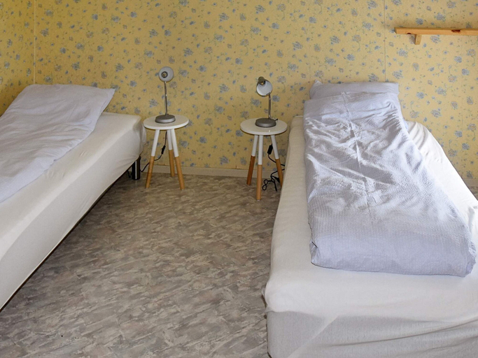Bedroom 4, 7 Person Holiday Home in Averoy, Averøy