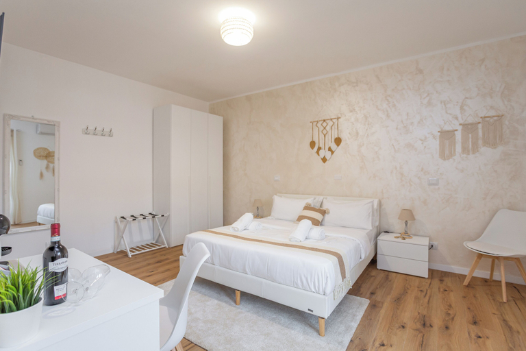 Bedroom, Pampas Roma, Rome