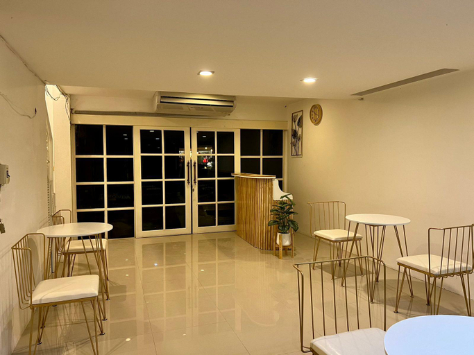 Public Area 5, Comfy Crib Hostel 2, Wattana