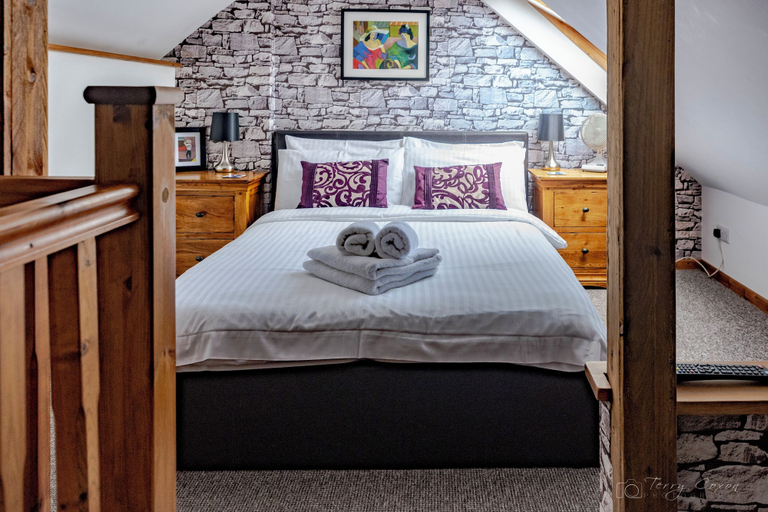 Bedroom 5, White Lanes by Pureserviced, Plymouth