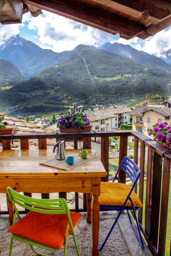 Others 4, B&B La Grivola, Aosta