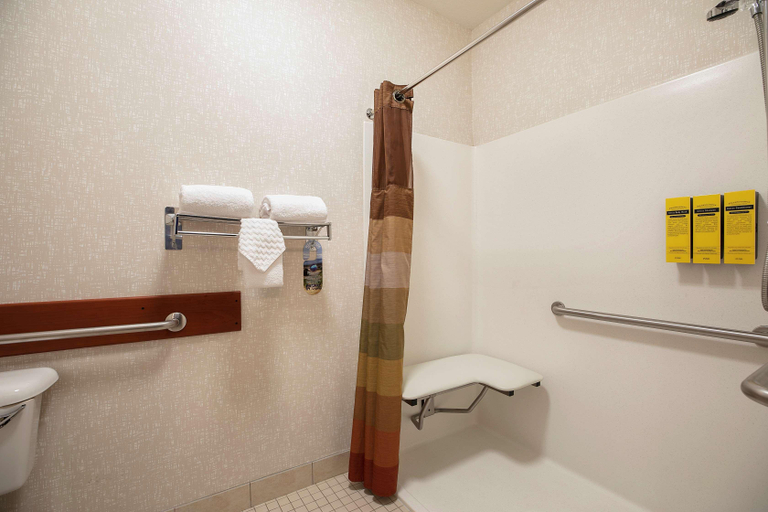 Bathroom 4, Best Western Plus Northwind Inn & Suites, Washington