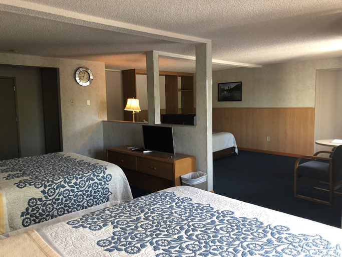 Bedroom 2, Days Inn Corvallis, Benton