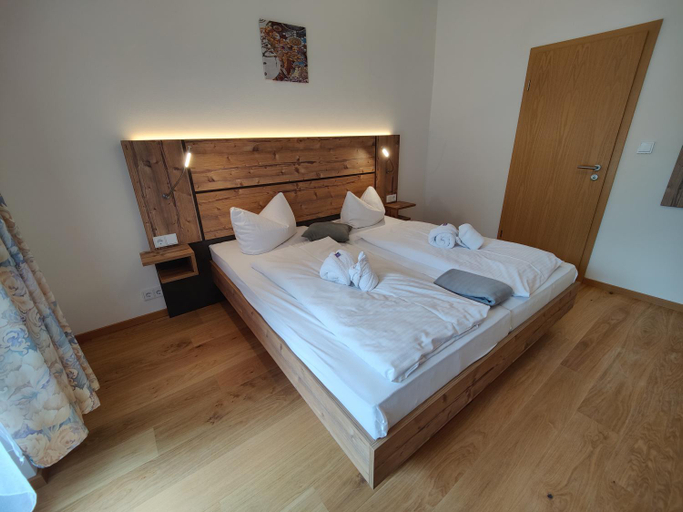 Bedroom 1, Ferien vom Ich, Bayerischer Wald, Hotel & Restaurant, Straubing-Bogen