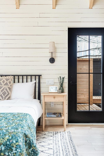 Bedroom 4, Black Forest Cabins, Lunenburg