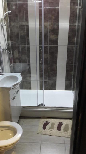 Bathroom 3, IN Club Hostel, Zagreb