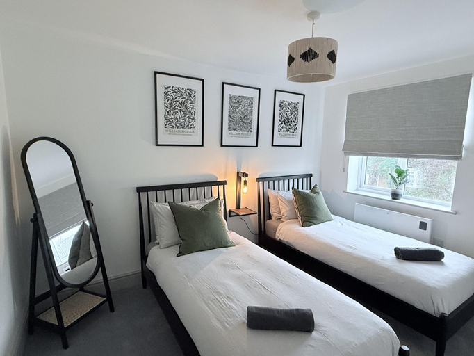 Bedroom 2, The House , Southampton