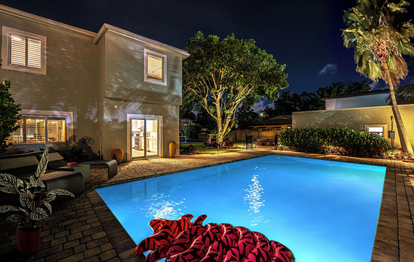 Sport & Beauty, West Palm Oasis, Palm Beach
