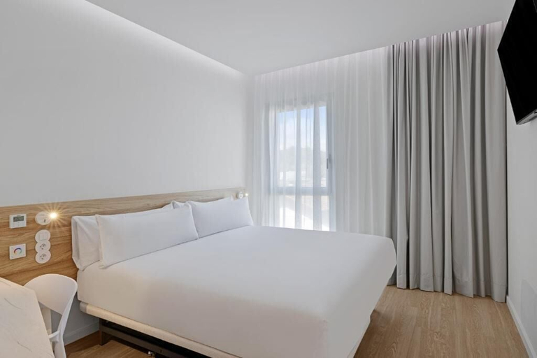 Bedroom 3, B&B HOTEL Sevilla Bormujos, Sevilla