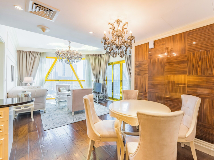 Food & Drinks, Luxury Spacious Condo in the Iconic Park Towers, Dubai
