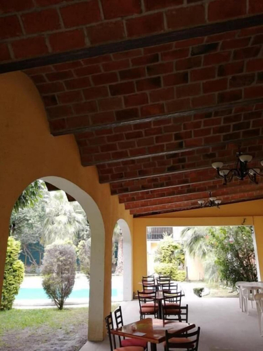 Others 4, hotel quinta del descanso, Cuautla