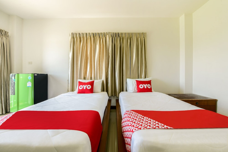 Bedroom 2, OYO 350 Mae Saeng Place, Si Racha