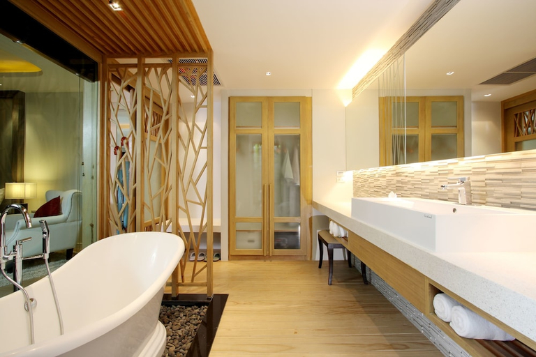 Bathroom 3, Club Wyndham Patong Hill Phuket, Phuket Island