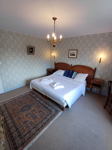 Bedroom 2, Manoir du Stang, Finistère