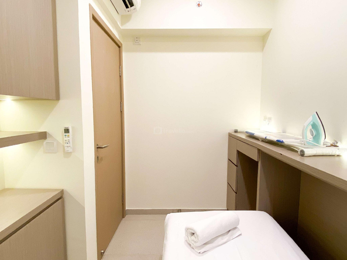 Others 3, WellFurnished Comfort 3BR Meikarta Apt By Travelio, Cikarang