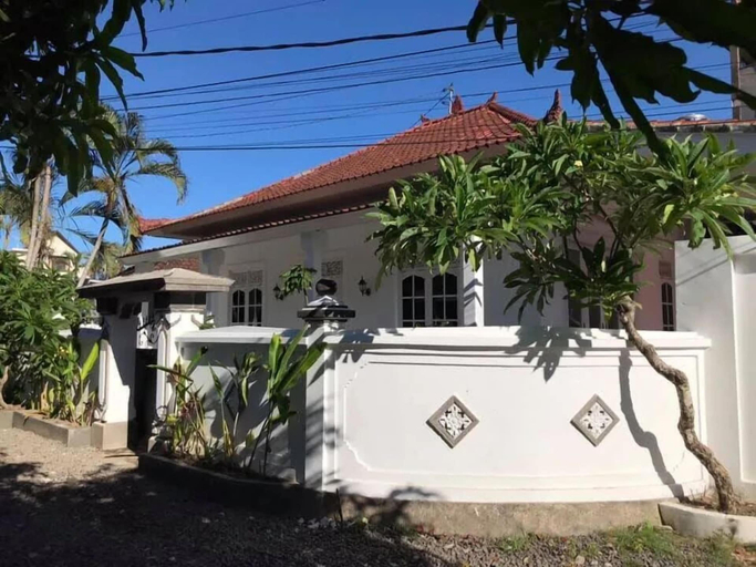 Exterior & Views 2, Villa The White House Seminyak, Badung
