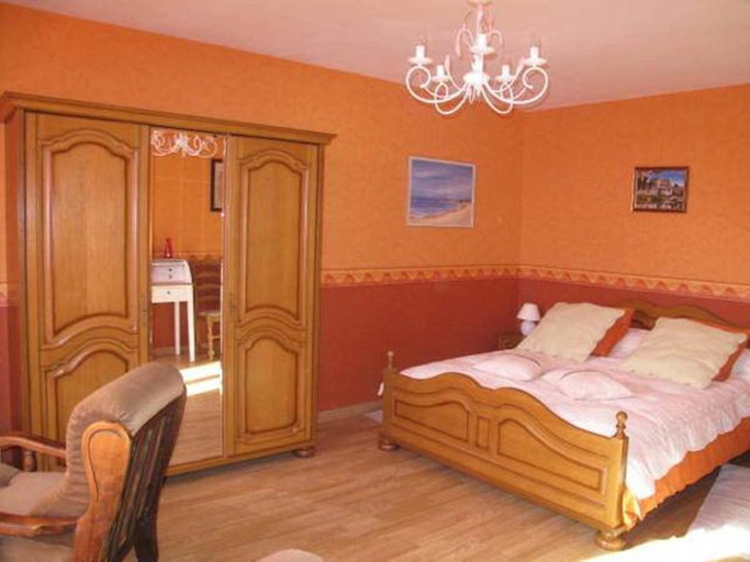 Bedroom 2, L'Eclipse, Indre-et-Loire