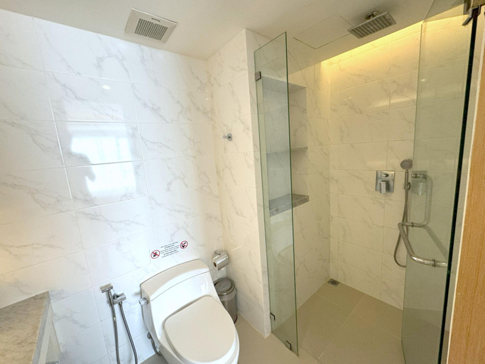 Bathroom 4, Modern sea view apartment at Aristo 2 Surin, Pulau Phuket
