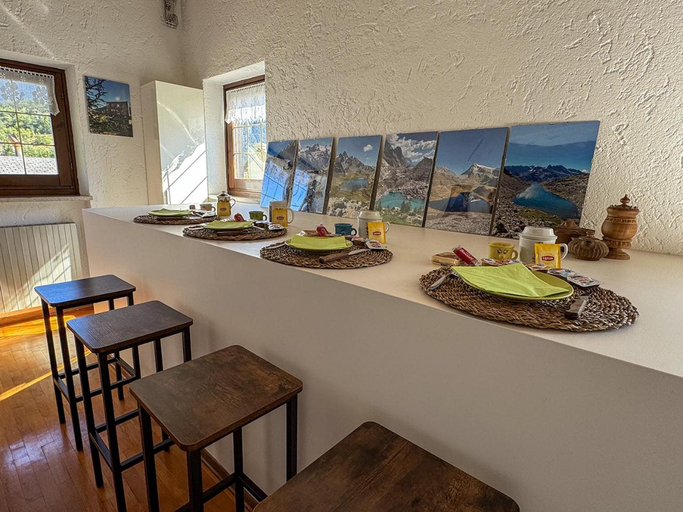 Others 5, B&B La Grivola, Aosta