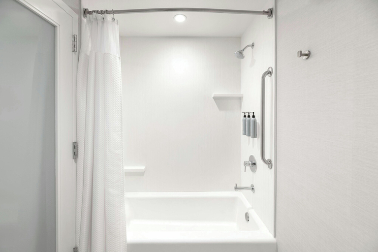 Bathroom 3, Courtyard Palo Alto Los Altos, Santa Clara