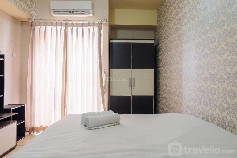 Others 3, Comfy Studio at Serpong Greenview Apt By Travelio, South Tangerang