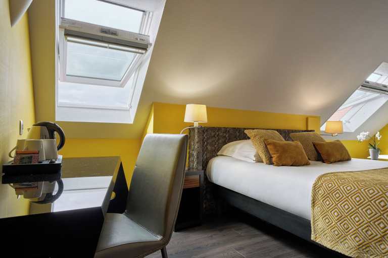 Bedroom 4, Hotel - Restaurant Crystal, Bas-Rhin