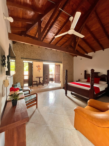 Others 4, casa morales santa fe, Santa Fe de Antioquia